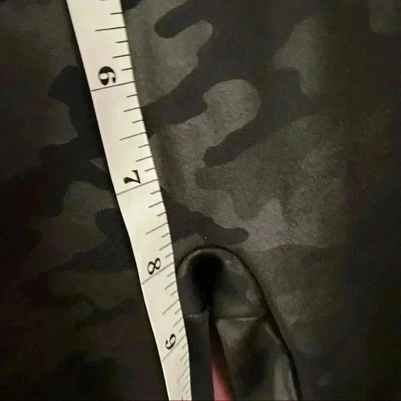 SPANX Faux Leather Camo Leggings - Picture 4 of 8
